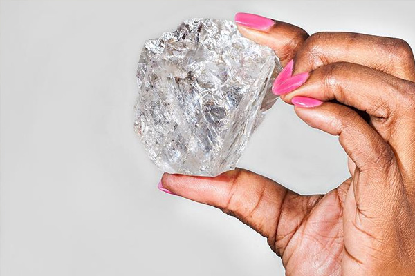 İngiltere'de dev elmasa alıcı çıkmadı