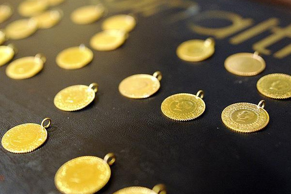 Altının kilogramı düşüşünü sürdürüyor