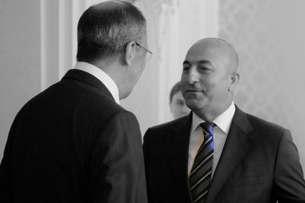 Çavuşoğlu ve Lavrov Soçi'de buluştu