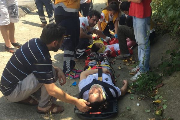 Tatil yolunda can pazarı: 5 yaralı