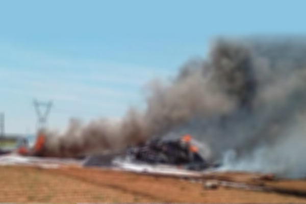 Balıkesir'de uçak düştü