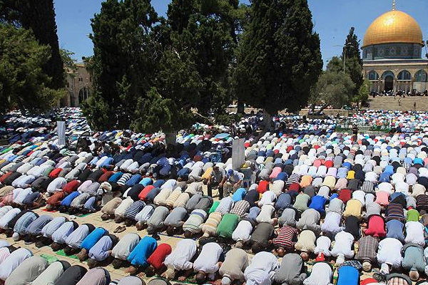 İsrail'den Gazzelilere Kadir Gecesi engeli