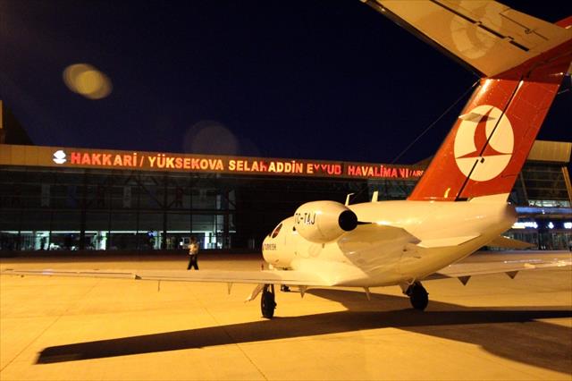 Yüksekova’ya 11 ay sonra ilk uçak