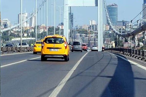 İstanbul yollarında bayram sakinliği