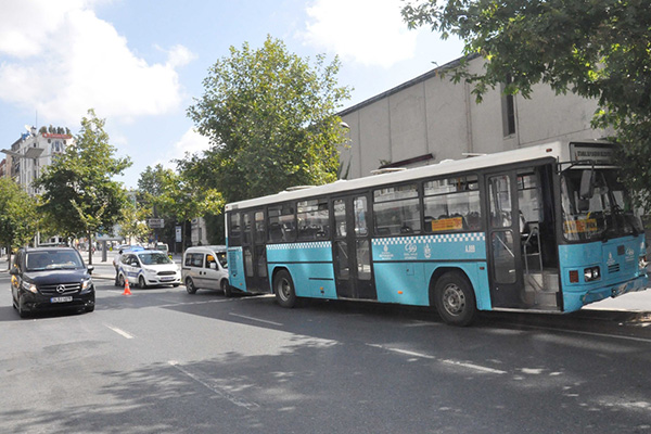 Şişli'de halk otobüsünün freni patladı