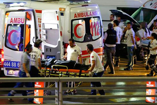 Atatürk Havalimanı saldırısında ölü sayısı arttı