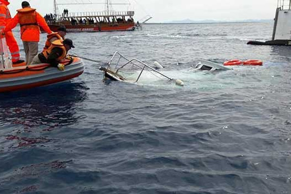 Akdeniz'de yine sığınmacı teknesi battı