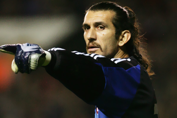 Rüştü’den Gökhan Gönül’e destek