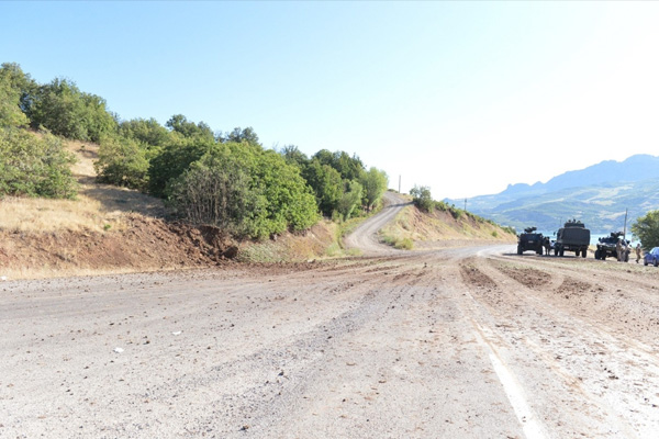 Tunceli’de askeri araca saldırı