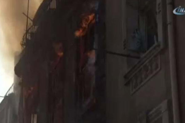 Beyoğlu'nda yangın