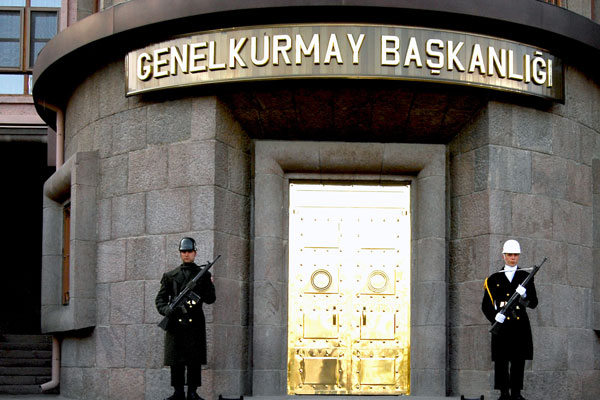 TSK'dan düşen helikopterle ilgili ilk açıklama