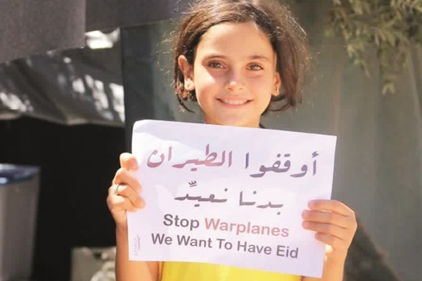 Halep’teki sivillerden pankartlarla dünya kamuoyuna mesaj