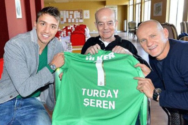 Turgay Şeren hayatını kaybetti