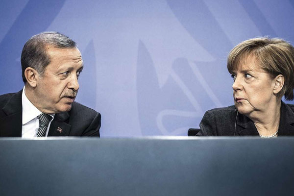 Alman basını: NATO zirvesinde Erdoğan ve Merkel arasında kriz çıktı