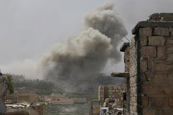 Suriye rejimi Halep'in merkezini tamamen kuşattı