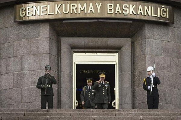 'TSK'da 2 bin Gülen cemaati mensubu subay var'