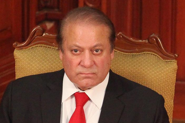 Pakistan Başbakanı 7 hafta sonra ülkesinde