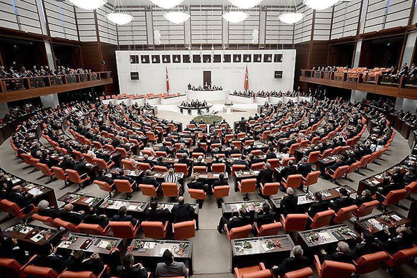 Yabancıların istihdamı bu hafta TBMM'de görüşülecek