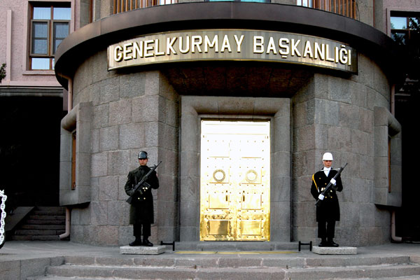 'Tarık Toros Gülen Hareketi'nin TSK imamlarından'