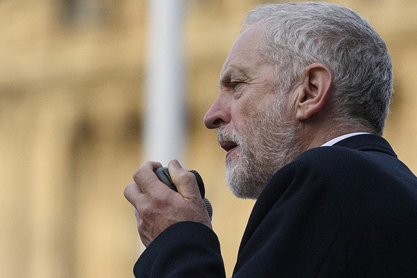 Referandumun ardından İşçi Partisi'nde liderlik yarışı