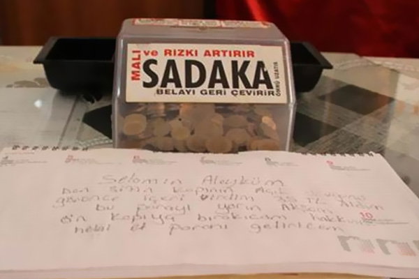 Sadakayı çalan hırsız, helallik istedi