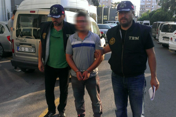 İzmir'de PKK operasyonu: 11 gözaltı