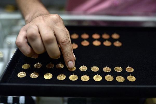 Altının gram fiyatı 125 liranın altına indi