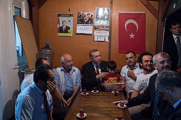 Erdoğan'dan taksicilere ziyaret