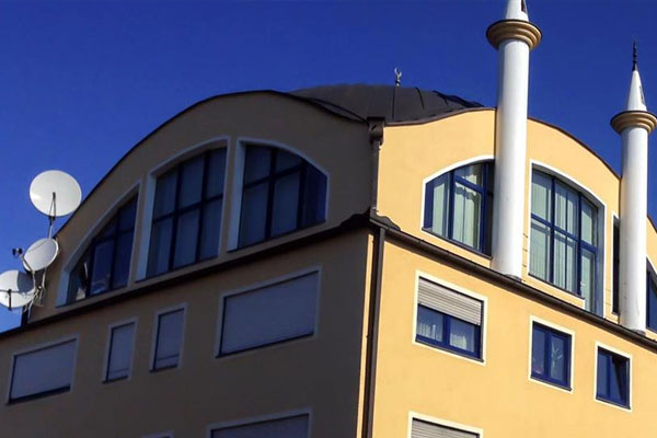 Almanya'da Türk camisine saldırı