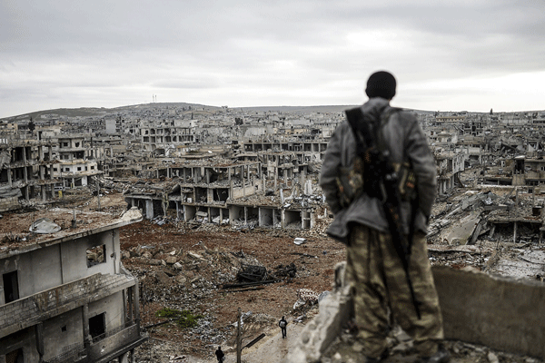 Kobani'de çatışmalar devam ediyor
