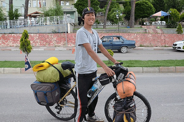 Bisikletle dünyayı turu