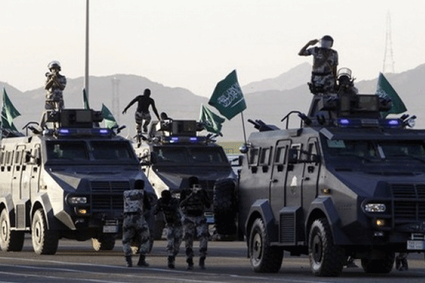 Suudi Arabistan askeri harcamalarını artırdı