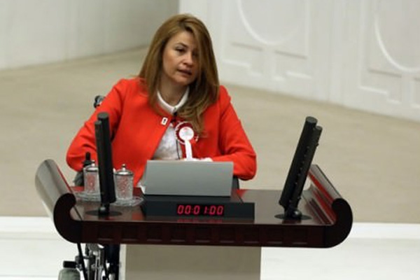 Besmele Meclis tutanaklarına geçmedi