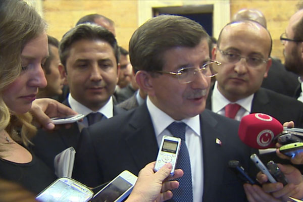 Davutoğlu'ndan CHP'  ye ılımlı yanıt