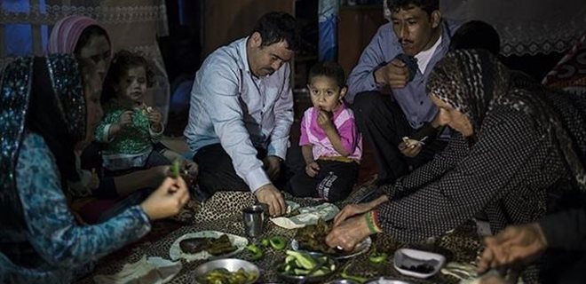 Suriyeli ailenin göz yaşartan hayatı