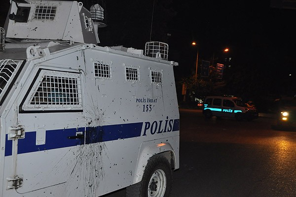 Hakkari'de izinsiz gösteri