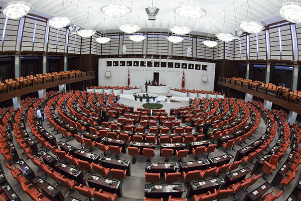 Meclis Başkanı'nı seçecek