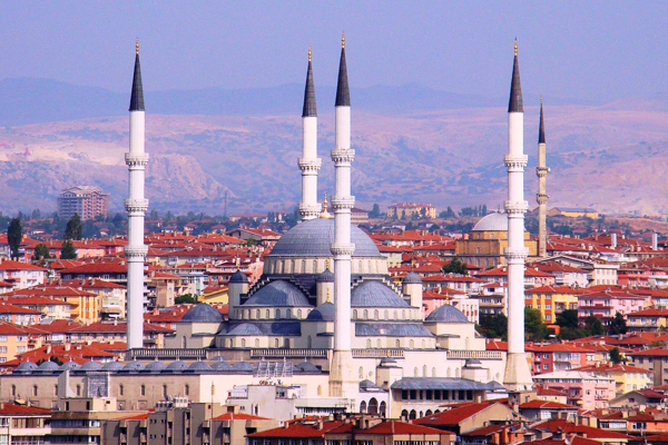 Fransa camileri mi kapatıyor?