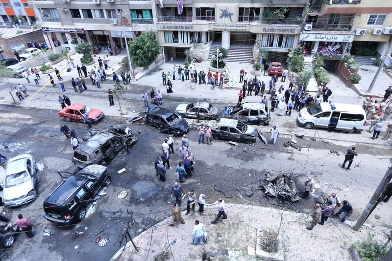 Mursi'ye idam veren savcı öldürüldü