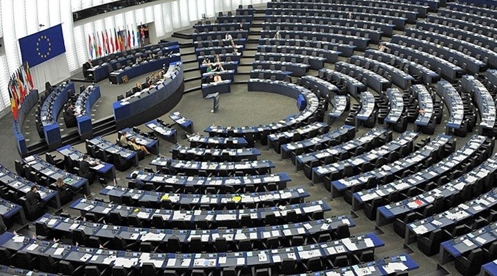 Avrupa Esed'in katliamlarını sergileyemedi