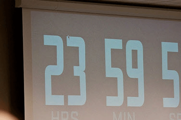 Bugün saatler '1 saniye' duracak