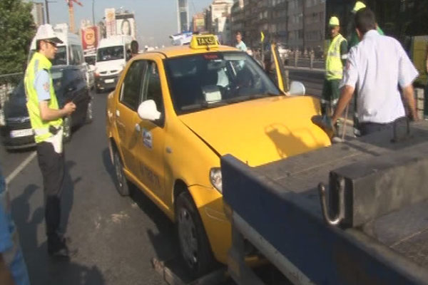 Mecidiyeköy'de zincirleme kaza