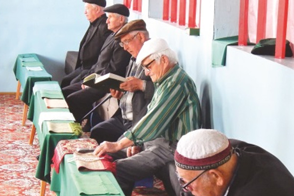 Dillerini unuttular, inançlarını korudular