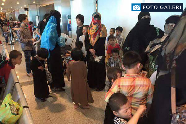 Uygur Türkleri Türkiye’ye getirildi