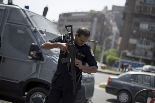 Mısır Polisi,  13 İhvan üyesini katletti