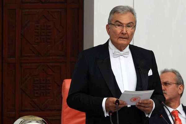 Baykal görevi devretti