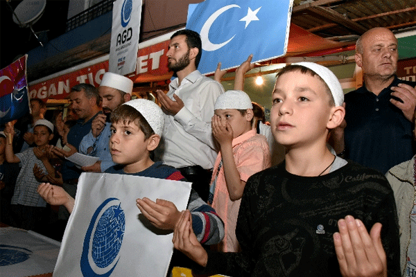 Yurt genelinde Doğu Türkistan'a dua