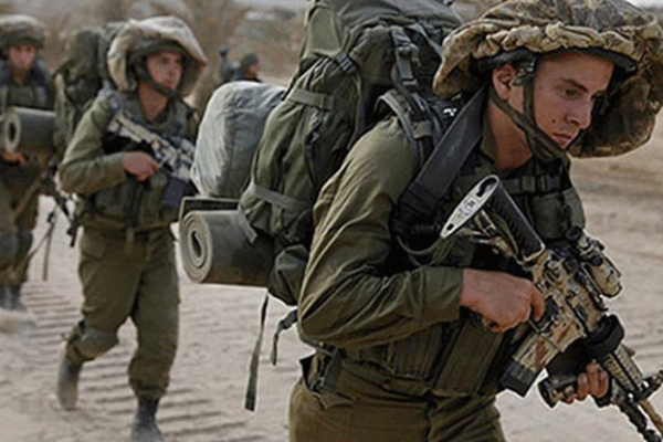 İsrail'den Mısır sınırına yığınak