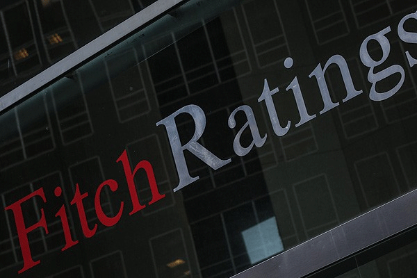 Fitch, bu sefer ABD'yi çarptı
