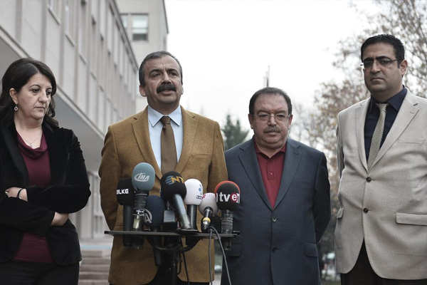 İmralı heyeti: Vakit geç olmadan...